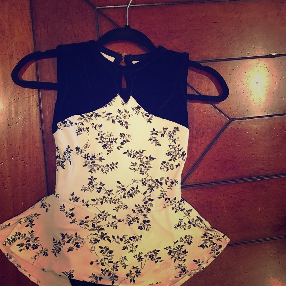 Figure skating dress